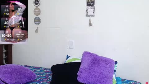 rose_towers4 online show from November 15, 2025, 8:38 pm