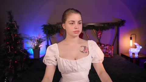 Snapshot of roseallan chatting on January 5, 2025, 4:58 am Rose online show from January 5, 2025, 4:58 am