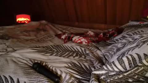 Snapshot of roseberryred chatting on February 23, 2025, 1:32 pm Roseberry online show from February 23, 2025, 1:32 pm