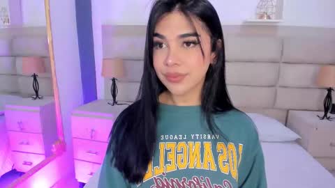 Rose online show from September 29, 2025, 1:27 pm