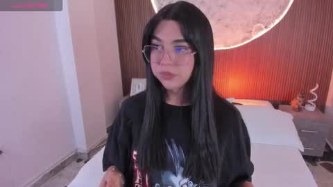 Rose online show from January 11, 2026, 1:27 pm