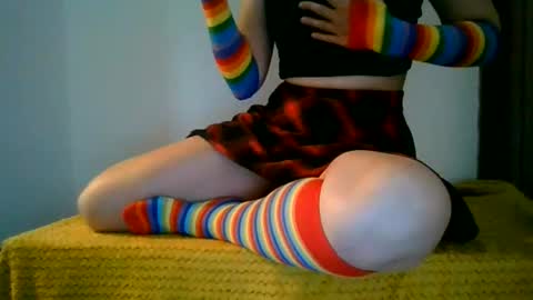Snapshot of rosecroixx chatting on July 20, 2026, 6:32 pm rosecroixx online show from July 20, 2026, 6:32 pm