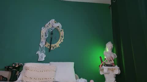 Snapshot of rosedelic chatting on October 28, 2025, 3:43 am rosedelic online show from October 28, 2025, 3:43 am