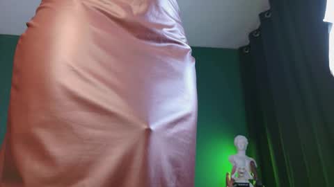 Snapshot of rosedelic chatting on November 6, 2025, 5:30 am rosedelic online show from November 6, 2025, 5:30 am