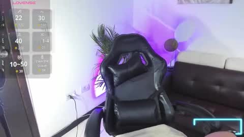 rose online show from November 1, 2025, 7:27 pm