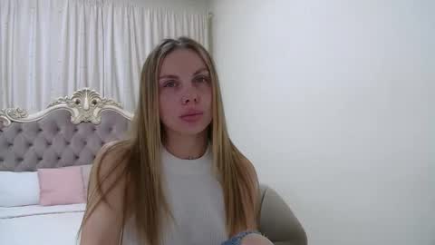 Rose Hubbard online show from September 17, 2025, 5:31 am