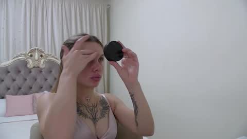 Rose Hubbard online show from October 7, 2025, 5:26 am