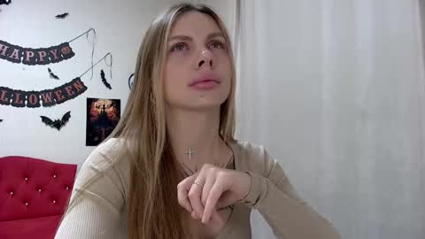 Rose Hubbard online show from October 27, 2025, 5:33 am