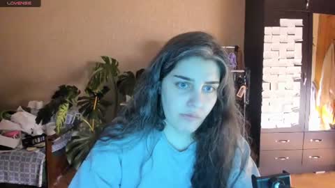 Snapshot of roselina_ chatting on July 20, 2026, 6:21 pm Rose online show from July 20, 2026, 6:21 pm