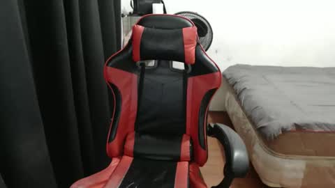 Snapshot of rosemae07 chatting on October 11, 2025, 9:19 am rosemae07 online show from October 11, 2025, 9:19 am