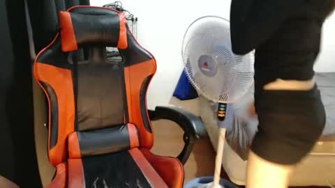 Snapshot of rosemae07 chatting on October 27, 2025, 9:02 am rosemae07 online show from October 27, 2025, 9:02 am