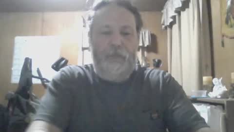 Snapshot of rosepanda chatting on February 24, 2025, 10:59 am Lost4gain online show from February 24, 2025, 10:59 am