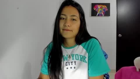 Snapshot of roseruss_1 chatting on February 17, 2025, 3:25 am i am rose online show from February 17, 2025, 3:25 am