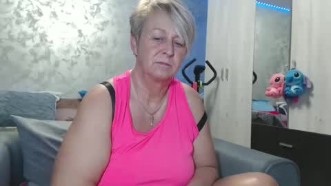 Snapshot of roses_and_lillies chatting on March 9, 2026, 6:23 pm Lovepinklilly online show from March 9, 2026, 6:23 pm