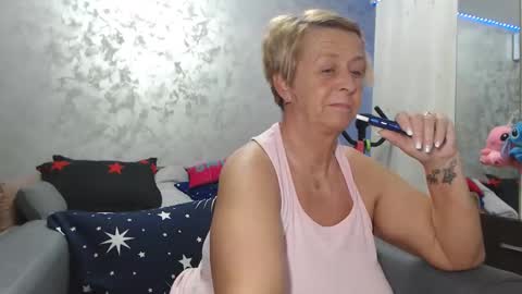 Snapshot of roses_and_lillies chatting on March 29, 2026, 5:13 pm Lovepinklilly online show from March 29, 2026, 5:13 pm