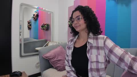     online show from December 27, 2024, 11:39 am