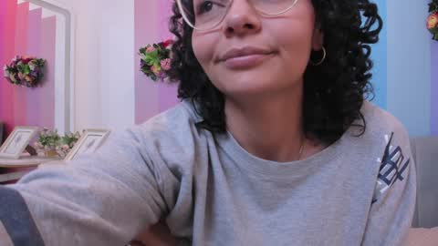     online show from December 29, 2024, 5:44 pm