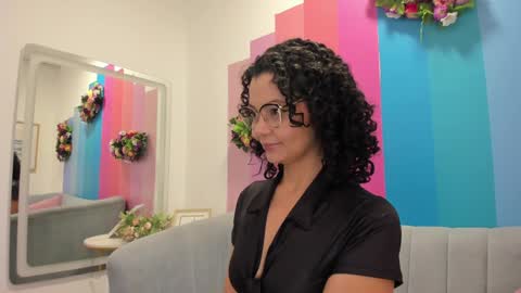     online show from January 14, 2025, 11:42 am