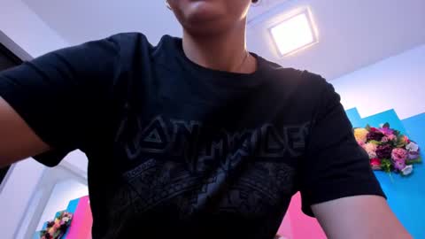     online show from February 25, 2025, 5:36 pm