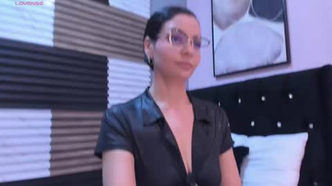     online show from March 7, 2025, 5:49 pm