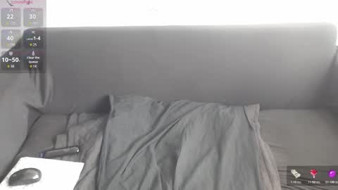 Snapshot of rosexmary chatting on October 23, 2025, 5:44 pm LAURA online show from October 23, 2025, 5:44 pm