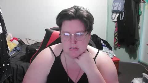 Snapshot of rosey231357695 chatting on October 7, 2025, 1:47 am Rosey online show from October 7, 2025, 1:47 am