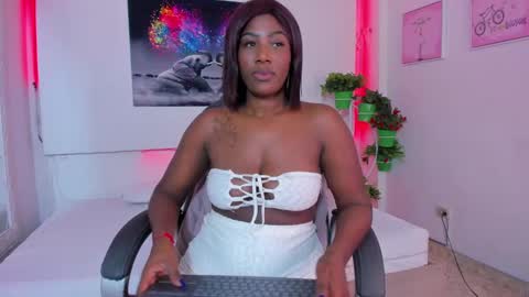 Snapshot of rosi_cooper chatting on December 22, 2024, 2:06 pm rosi_cooper online show from December 22, 2024, 2:06 pm