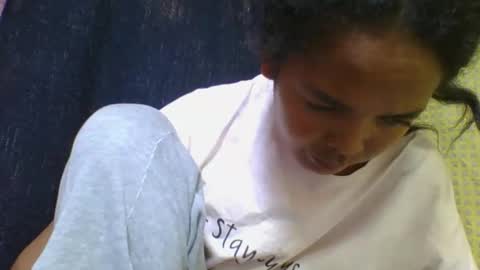 rosia685234 online show from October 5, 2025, 5:06 am