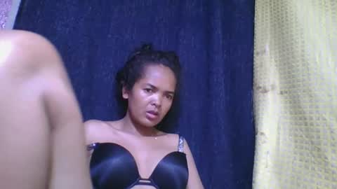 rosia685234 online show from October 8, 2025, 7:00 pm