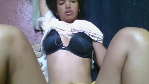 rosia685234 online show from January 9, 2026, 2:36 am