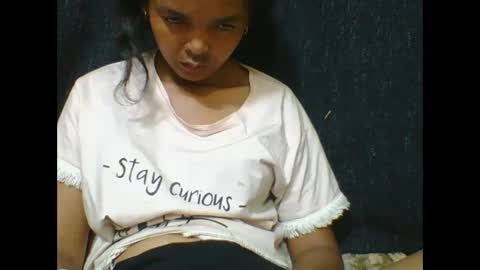 rosia685234 online show from January 16, 2026, 3:38 pm