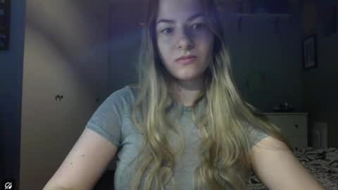 Rosie online show from November 12, 2025, 8:04 am