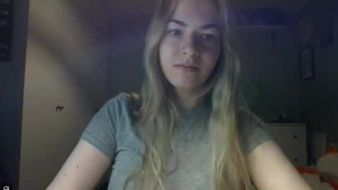 Rosie online show from December 23, 2025, 7:50 am