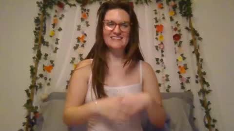 Snapshot of rosie_woods chatting on November 12, 2025, 4:35 am rosie_woods online show from November 12, 2025, 4:35 am