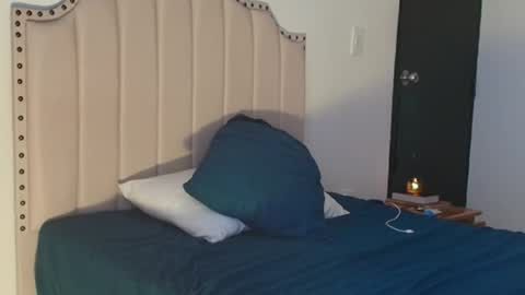 Ross BakerHot online show from January 9, 2026, 2:20 pm