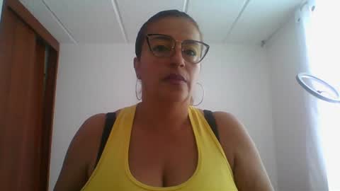 Snapshot of rossanalionheart chatting on February 2, 2025, 12:24 pm Rossana online show from February 2, 2025, 12:24 pm