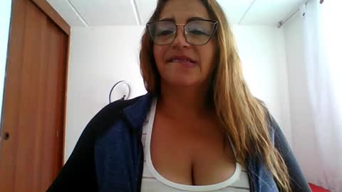 Snapshot of rossanalionheart chatting on March 2, 2025, 3:05 pm Rossana online show from March 2, 2025, 3:05 pm