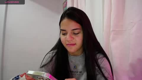Snapshot of rossebunny25 chatting on September 30, 2025, 2:00 pm Rosse online show from September 30, 2025, 2:00 pm
