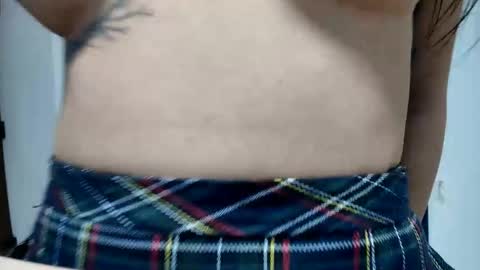 Snapshot of rossem197 chatting on October 27, 2025, 8:57 pm rossem197 online show from October 27, 2025, 8:57 pm