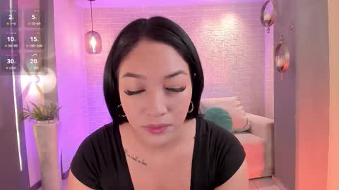 Rossie Rhoades online show from November 8, 2025, 12:38 pm