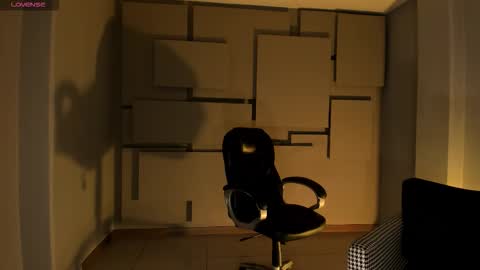 Snapshot of rossirivers chatting on February 28, 2026, 12:06 pm Rossie Rivers online show from February 28, 2026, 12:06 pm