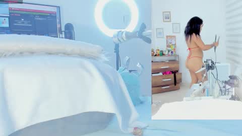 rosy_emely_ online show from November 2, 2025, 9:11 am