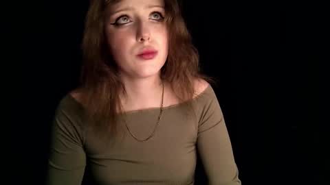 Snapshot of rosy_petal chatting on November 8, 2025, 11:43 am rosy_petal online show from November 8, 2025, 11:43 am