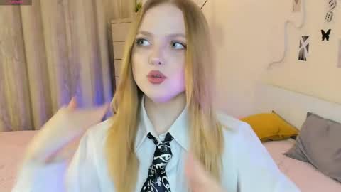 Im Luna online show from May 27, 2026, 9:12 pm