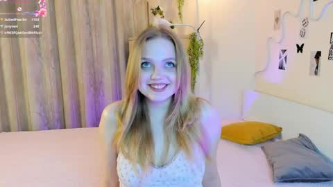 Im Luna online show from May 28, 2026, 9:12 pm