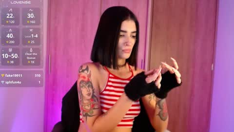 Snapshot of rot_wallace chatting on March 2, 2025, 3:34 am rot_wallace online show from March 2, 2025, 3:34 am