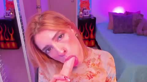 rot_wallace online show from July 13, 2026, 11:07 pm