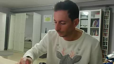 roubarixx online show from October 22, 2025, 7:19 am