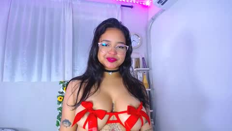 Snapshot of rous_25 chatting on December 28, 2024, 12:35 pm rous_25 online show from December 28, 2024, 12:35 pm