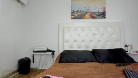 rouse_sexy_hotxx77 online show from May 28, 2026, 1:58 am